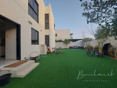 6 Bedroom Villa for Sale in DAMAC Hills 2 (Akoya by DAMAC), Dubai - Motivated Seller | Near Pool | Massive Plot