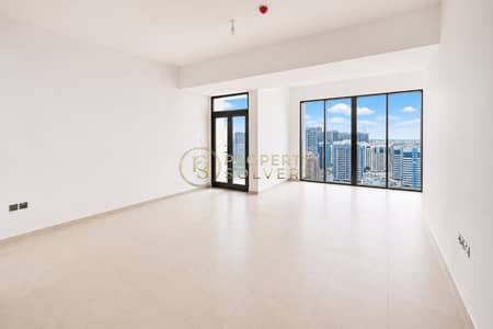 3 Bedroom Flat for Sale in Jumeirah Village Circle (JVC), Dubai - Exclusive Biggest Layout | Tenanted | Higher Floor