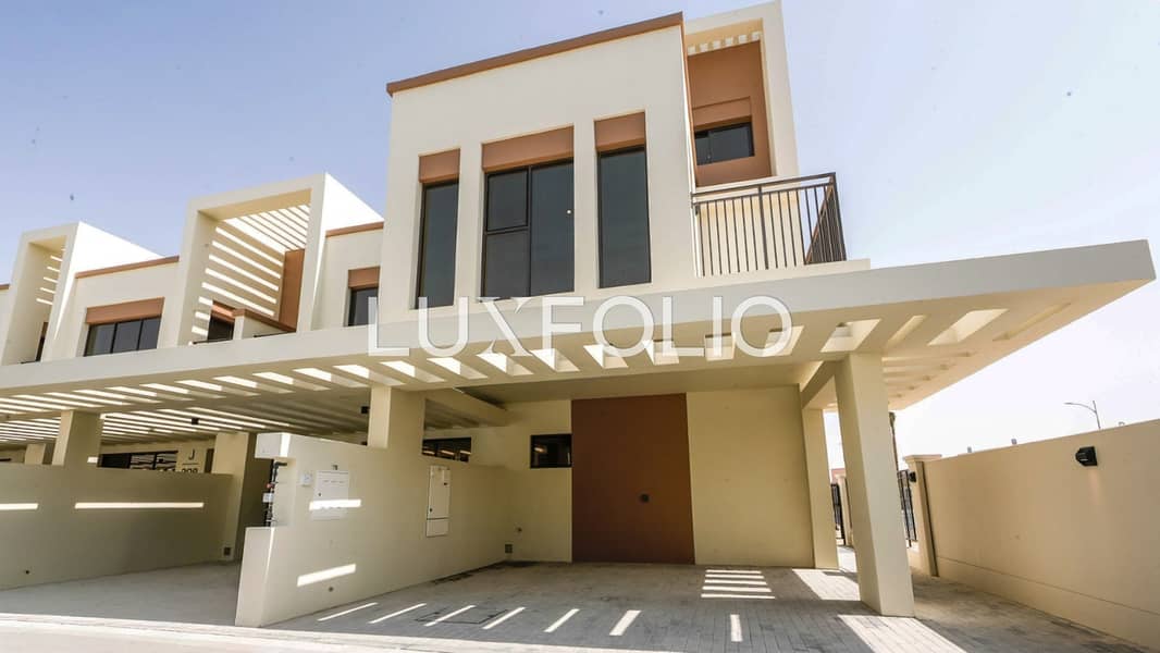 5 bed | End Corner | Single Row 5 bed | End Corner | Single Row
