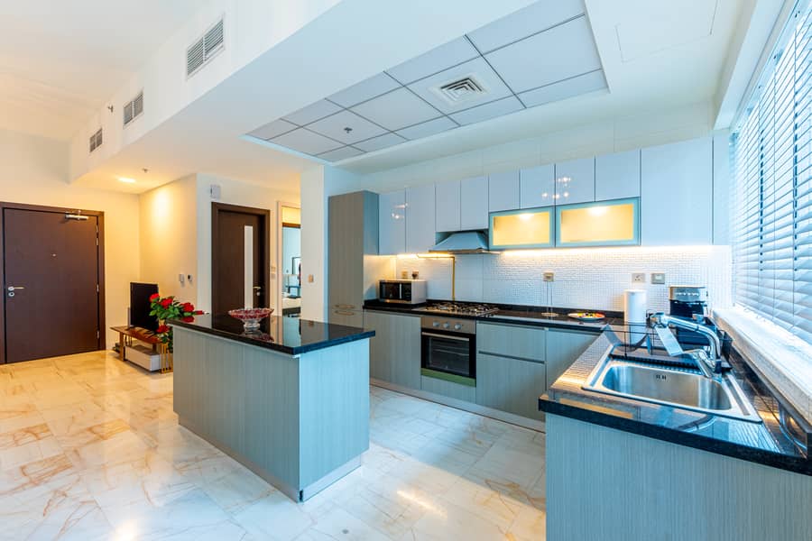 5 Kitchen 2. jpg