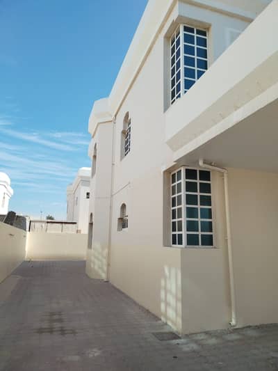 6 Camere Villa in affitto a Wasit Suburb, Sharjah - 01HPGZ12MM5JZDXGTSA1KGTF5C. jpg