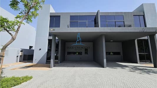 Townhouse de 3 chambres à à vendre à Tilal City, Sharjah - WhatsApp Image 2025-01-07 at 10.20. 14 AM. jpeg Townhouse de 3 chambres à à vendre à Tilal City, Sharjah - WhatsApp Image 2025-01-07 at 10.20. 14 AM. jpeg