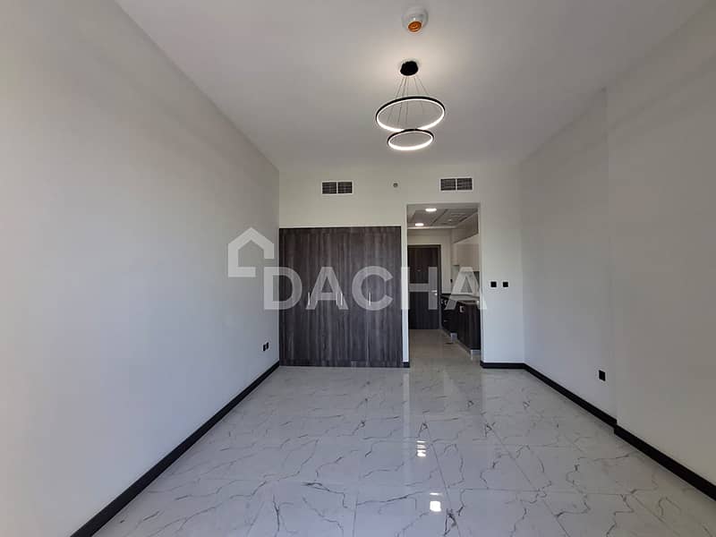 Apartamento en Rukan,Rukan Tower,Tower C, 50000 AED - 16199964 Apartamento en Rukan,Rukan Tower,Tower C, 50000 AED - 16199964