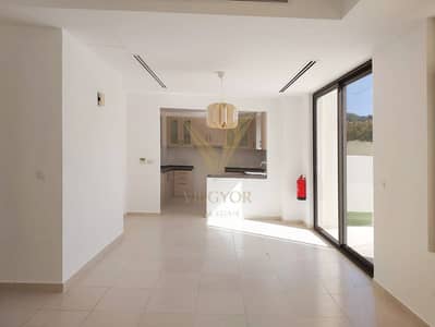 4 Bedroom Townhouse for Rent in Reem, Dubai - Type G l Vacant l Single Row l well Maintained