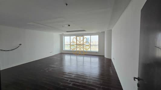 Office for Rent in Al Majaz, Sharjah - 53546. jpg Office for Rent in Al Majaz, Sharjah - 53546. jpg