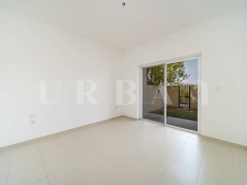 14 ADU01242. JPG