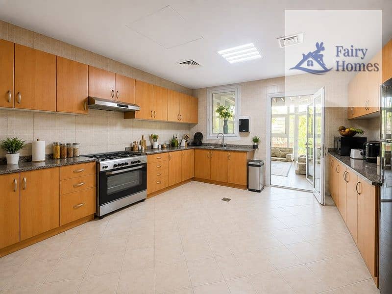 18 WhatsApp Image 2026-08-17 at 13.17. 55 (3). jpeg