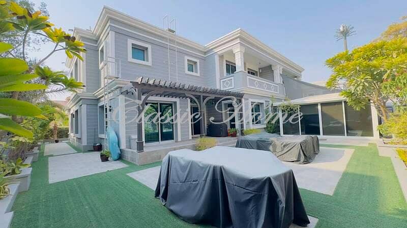 4 Backyard 1. jpg