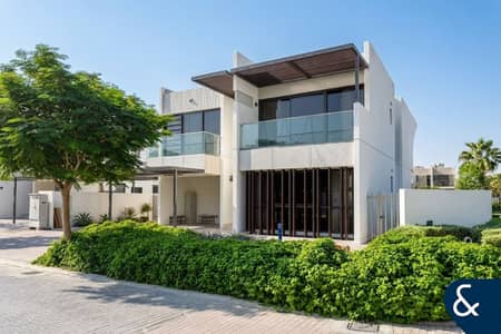 6 habitaciones Villa para en Venta en DAMAC Hills 2 (Akoya by DAMAC), Dubai - Villa en DAMAC Hills 2 (Akoya by DAMAC),Aster, 6 dormitorios, 4650000 AED - 16201704 6 habitaciones Villa para en Venta en DAMAC Hills 2 (Akoya by DAMAC), Dubai - Villa en DAMAC Hills 2 (Akoya by DAMAC),Aster, 6 dormitorios, 4650000 AED - 16201704