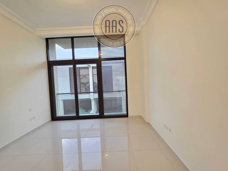 5 1000330767. jpg