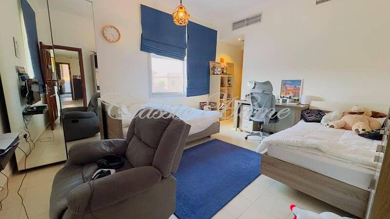 18 Bedroom 2. . jpg