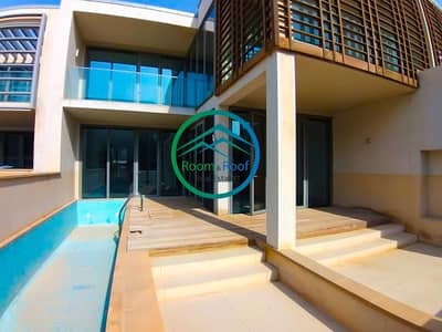 Elegant Villa in 6 Payments Elegant Villa in 6 Payments