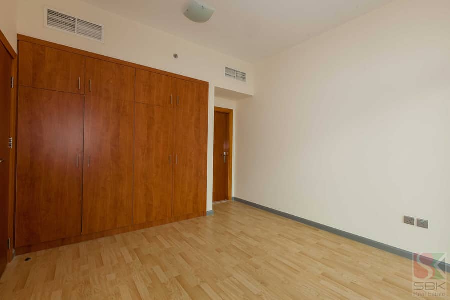 3 Binghatti Room 505-4. JPG