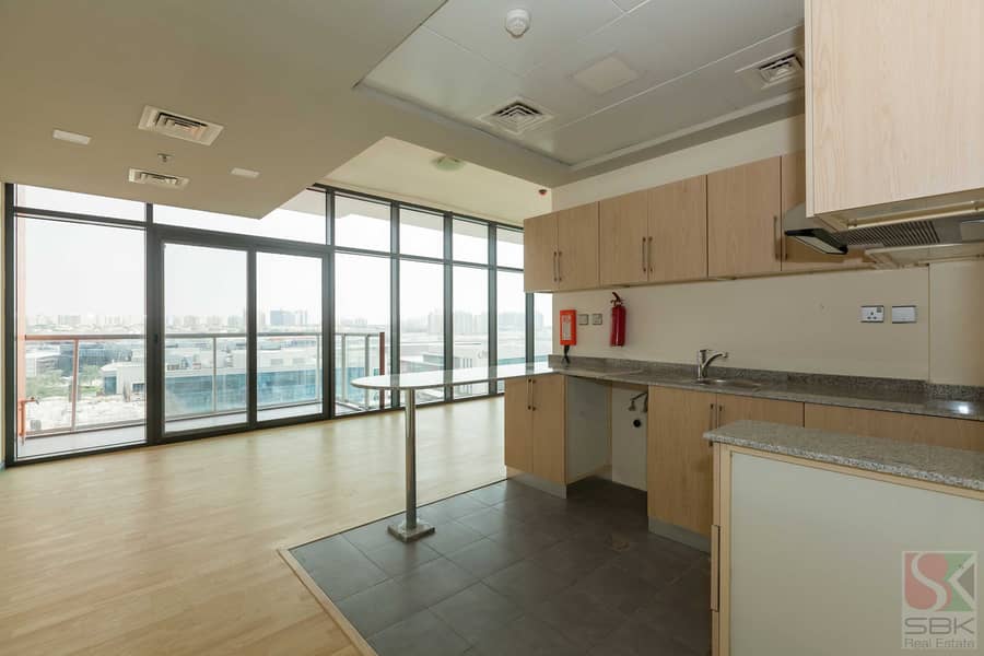 6 Binghatti Room 513-16. JPG