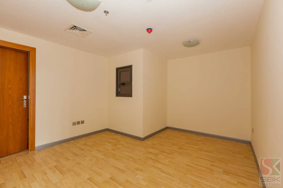 7 Binghatti Room 906 (19). JPG