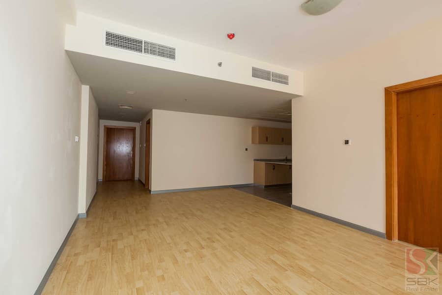9 Binghatti Room 908 (7). JPG