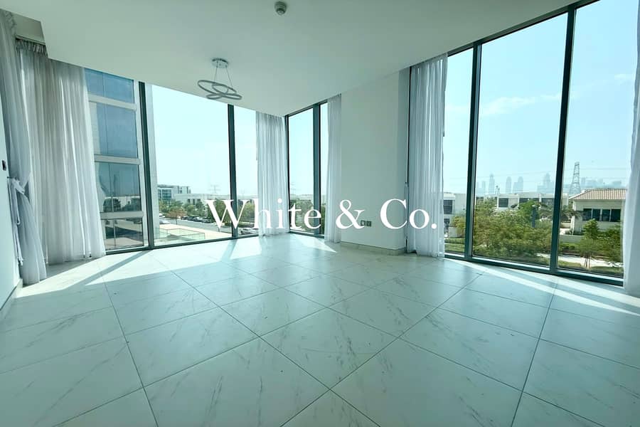CORNER UNIT | UNFURNISHED|FLEXIBLE CHEQUES CORNER UNIT | UNFURNISHED|FLEXIBLE CHEQUES