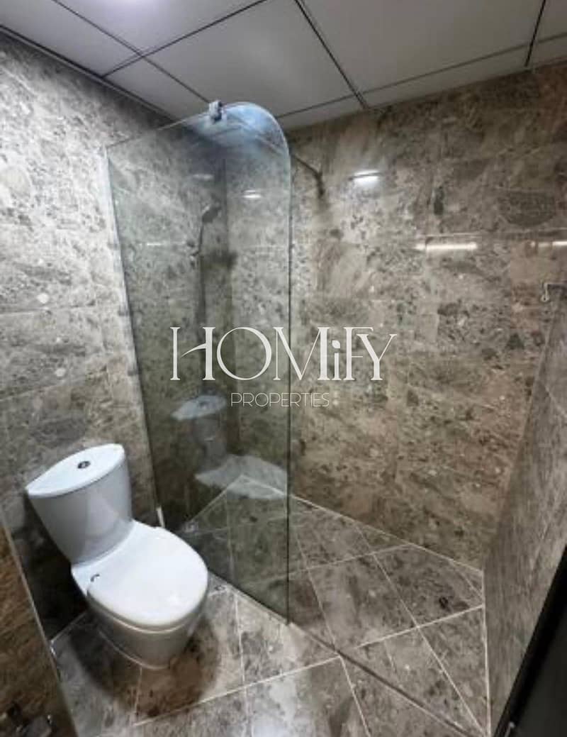 10 b988aaf0-a963-46e0-9c52-3931eec87172. jpg