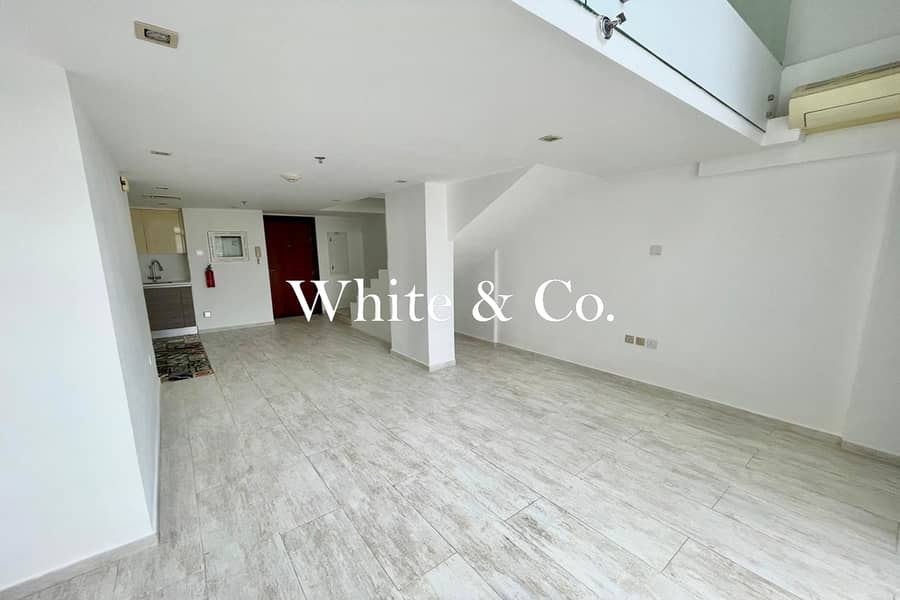 Unfurnished | Chiller Free | Huge Layout Unfurnished | Chiller Free | Huge Layout
