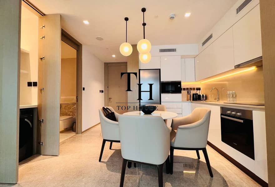 12 12. jpg