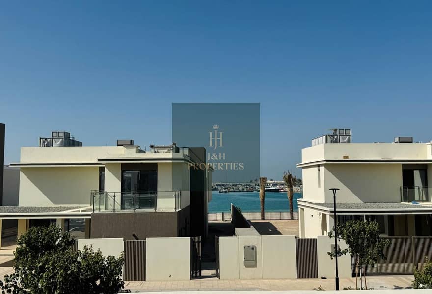 19 Next to beach units. jpg