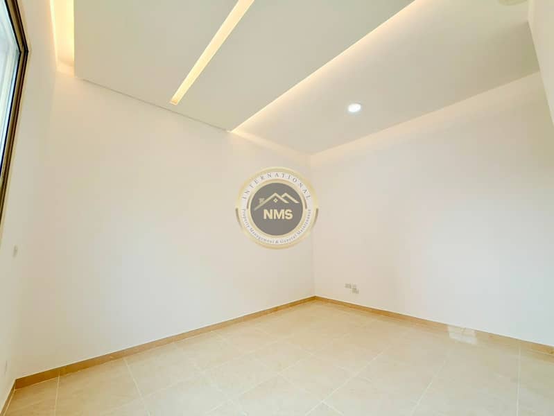 3 96deeb66-036d-4bb9-8402-9fa509570333. jpg