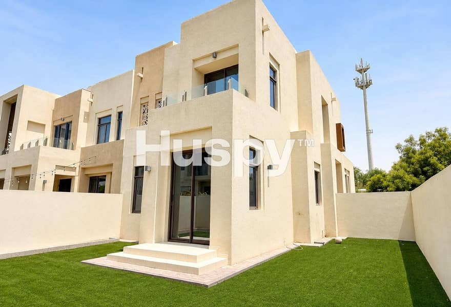 Vacant on Transfer | Close to Park | Corner Plot Vacant on Transfer | Close to Park | Corner Plot