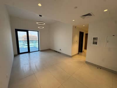 1 Slaapkamer Appartement te Huur in International City Phase 2 (Warsan 4), Dubai - WhatsApp Image 2026-08-11 at 18.53. 25 (1). jpeg 1 Slaapkamer Appartement te Huur in International City Phase 2 (Warsan 4), Dubai - WhatsApp Image 2026-08-11 at 18.53. 25 (1). jpeg