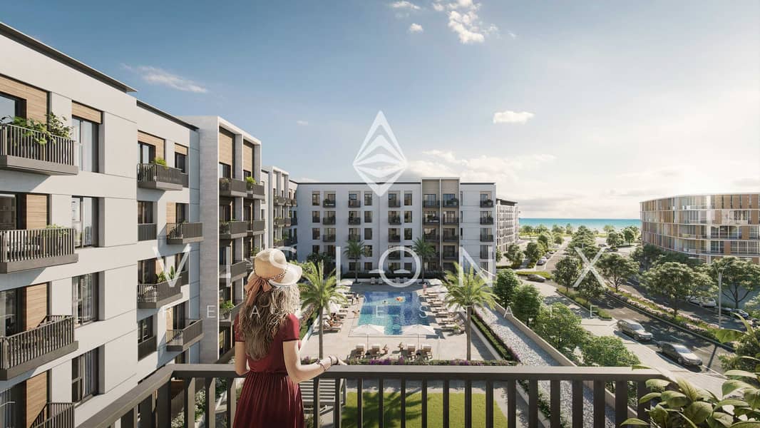 4 22_09_18_Maryam Island_PLOT21_Balcony_girl. jpg