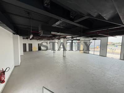工业园区， 夏尔迦 展览店面待租 - WhatsApp Image 2026-08-17 at 6.46. 55 PM (4). jpeg