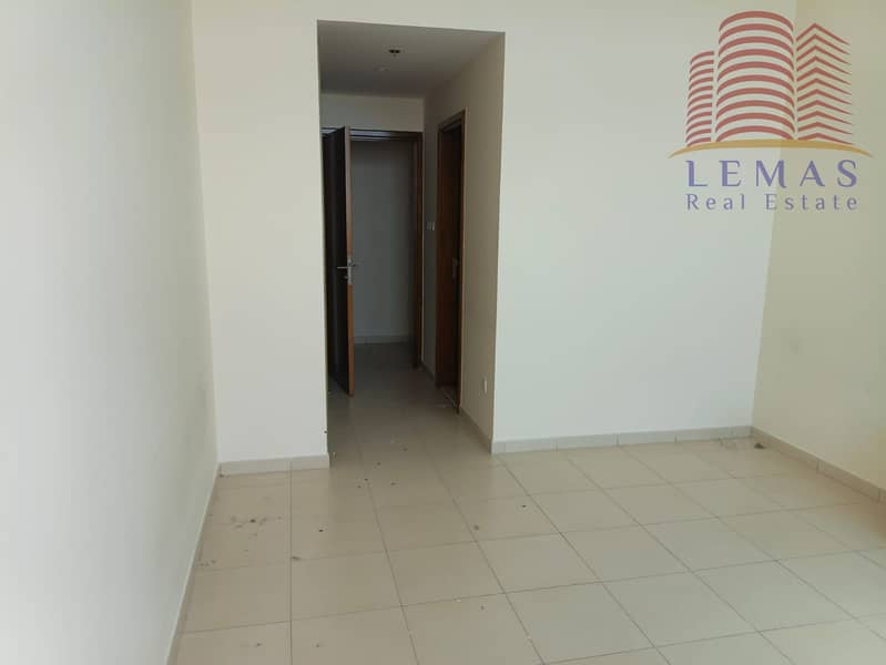 10 cd5026b9-f157-4073-b699-b906540e08d6. jpg