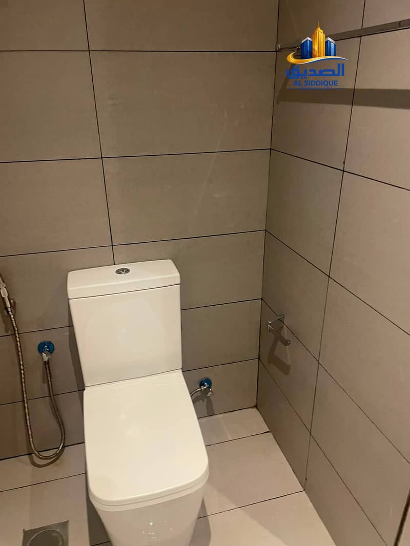 4 1000753773. jpg