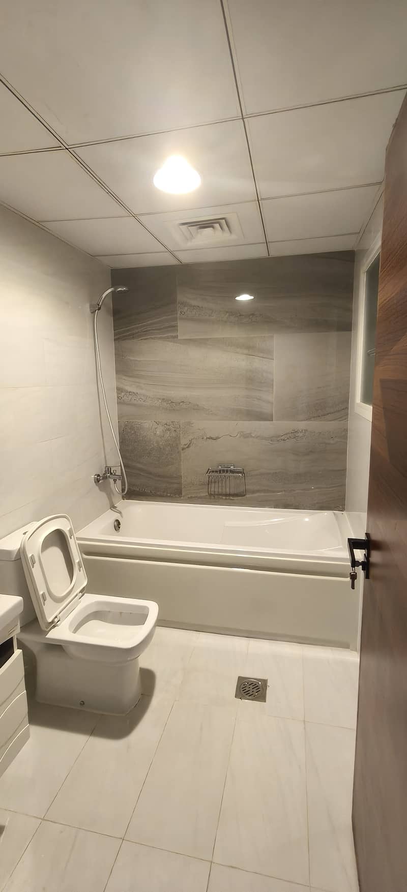 20 1000370507. jpg