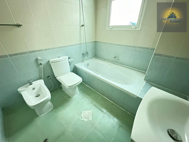 20 5bb90851-aefb-4737-aed2-5d8b6c89dec2. jpg