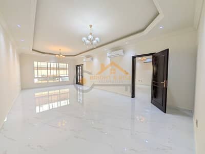 Villa de 5 chambres à à louer à Mohamed Bin Zayed City, Abu Dhabi - PXL_20260813_114205669. jpg Villa de 5 chambres à à louer à Mohamed Bin Zayed City, Abu Dhabi - PXL_20260813_114205669. jpg