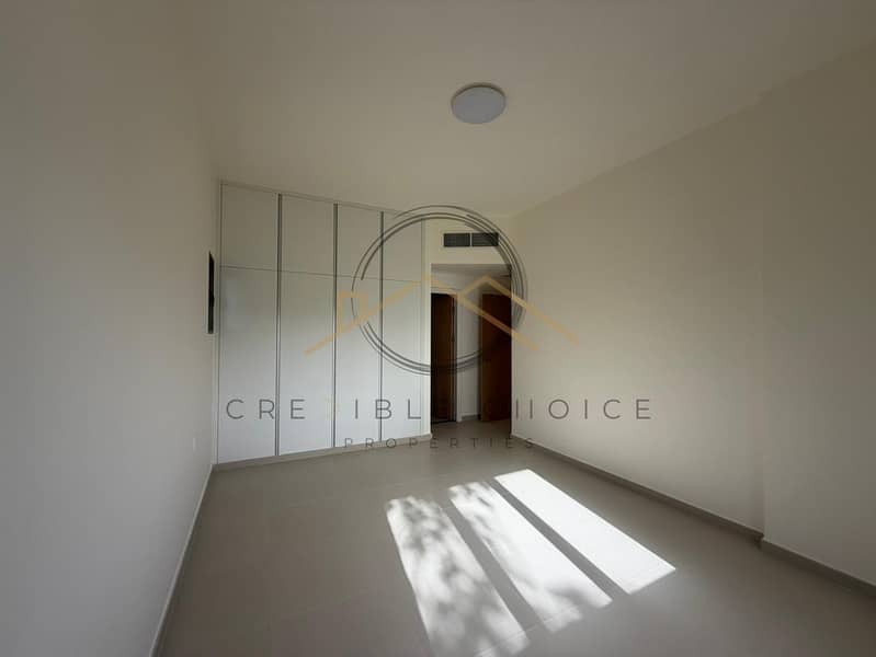 14 4aede0b7-59d7-4d3a-9962-a360aa4eb36e. jpg