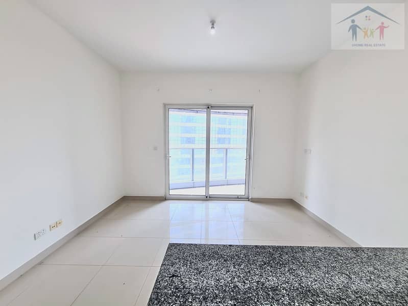 3 mb2-06-bedroom-balcony-access. jpg
