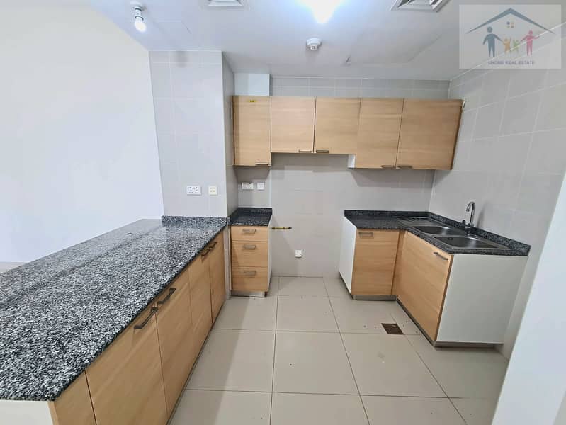 8 mb2-08-kitchen. jpg