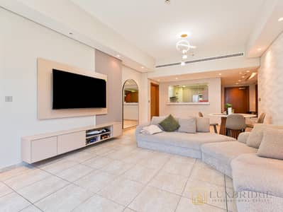 2 Bedroom Apartment for Sale in Palm Jumeirah, Dubai - Unfurnished | Pool View | Skyline Living 2 Bedroom Apartment for Sale in Palm Jumeirah, Dubai - Unfurnished | Pool View | Skyline Living