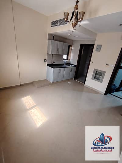 Studio de à à louer à Bu Tina, Sharjah - WhatsApp Image 2026-08-17 at 3.58. 58 PM (2). jpeg Studio de à à louer à Bu Tina, Sharjah - WhatsApp Image 2026-08-17 at 3.58. 58 PM (2). jpeg