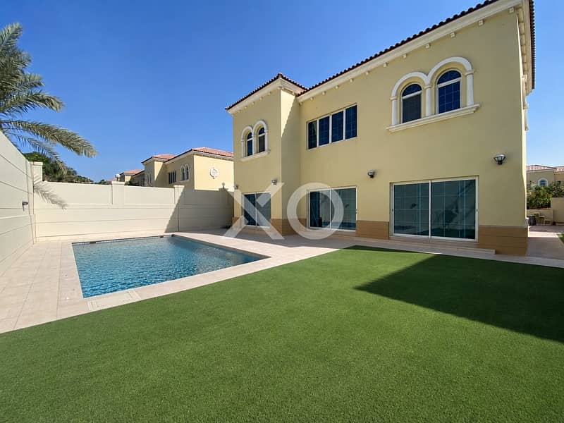 Villa en Jumeirah Park,District 8, 4 dormitorios, 370000 AED - 16208947 Villa en Jumeirah Park,District 8, 4 dormitorios, 370000 AED - 16208947