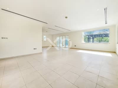 4 Bedroom Villa for Rent in Jumeirah Park, Dubai - 4 Bedroom | Prime Location | District 4