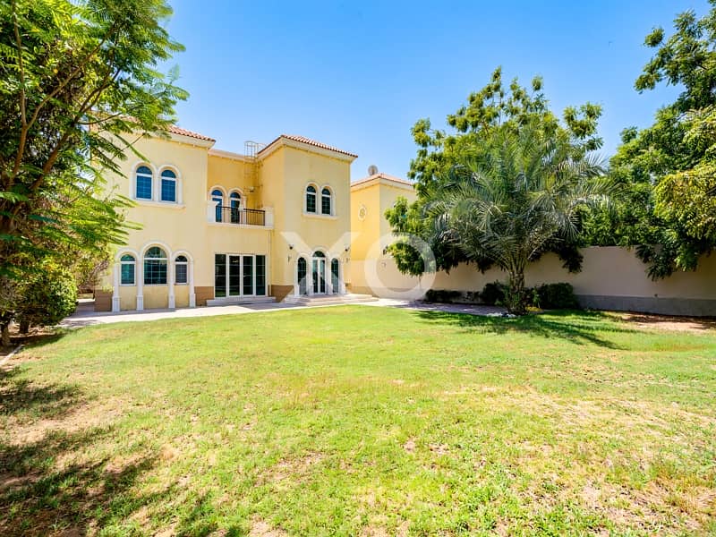 Huge Plot | Extended | Close to Park Huge Plot | Extended | Close to Park