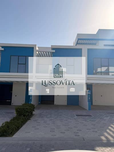 4 habitaciones Townhouse para en Alquiler en DAMAC Lagoons, Dubai - Casa adosada en DAMAC Lagoons,Santorini, 4 dormitorios, 150000 AED - 14988575 4 habitaciones Townhouse para en Alquiler en DAMAC Lagoons, Dubai - Casa adosada en DAMAC Lagoons,Santorini, 4 dormitorios, 150000 AED - 14988575