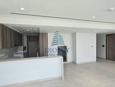 4 Bedroom Apartment for Rent in International City Phase 2 (Warsan 4), Dubai - Image 1 4 Bedroom Apartment for Rent in International City Phase 2 (Warsan 4), Dubai - Image 1