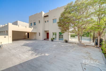 5 habitaciones Villa para en Alquiler en The Meadows, Dubai - Villa en The Meadows，The Meadows 5, 5 dormitorios, 900000 AED - 15567676