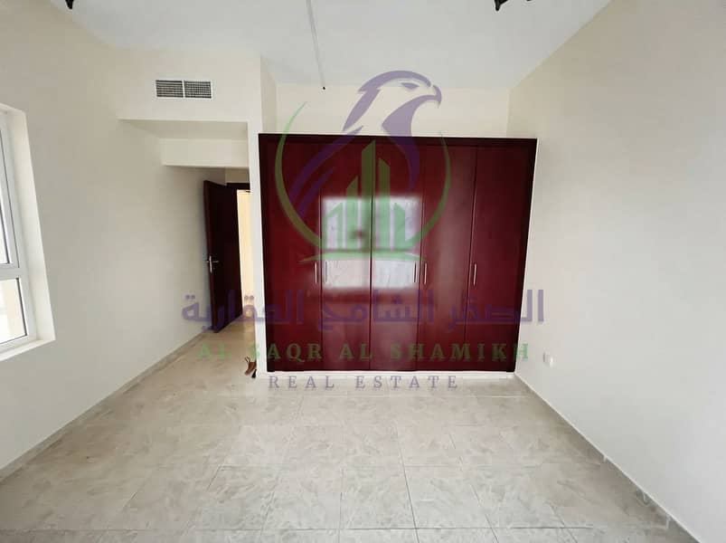 8 Real_estate_photograph_enhanceme…_202608161344. jpeg