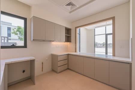 4 habitaciones Townhouse para en Alquiler en Al Furjan, Dubai - Casa adosada en Al Furjan,Al Furjan West,Murooj Al Furjan West, 4 dormitorios, 274999 AED - 16210155 4 habitaciones Townhouse para en Alquiler en Al Furjan, Dubai - Casa adosada en Al Furjan,Al Furjan West,Murooj Al Furjan West, 4 dormitorios, 274999 AED - 16210155