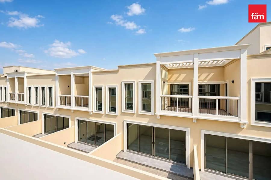 Rijwoning in DAMAC Lagoons,Malta, 4 slaapkamers, 160000 AED - 16210256 Rijwoning in DAMAC Lagoons,Malta, 4 slaapkamers, 160000 AED - 16210256