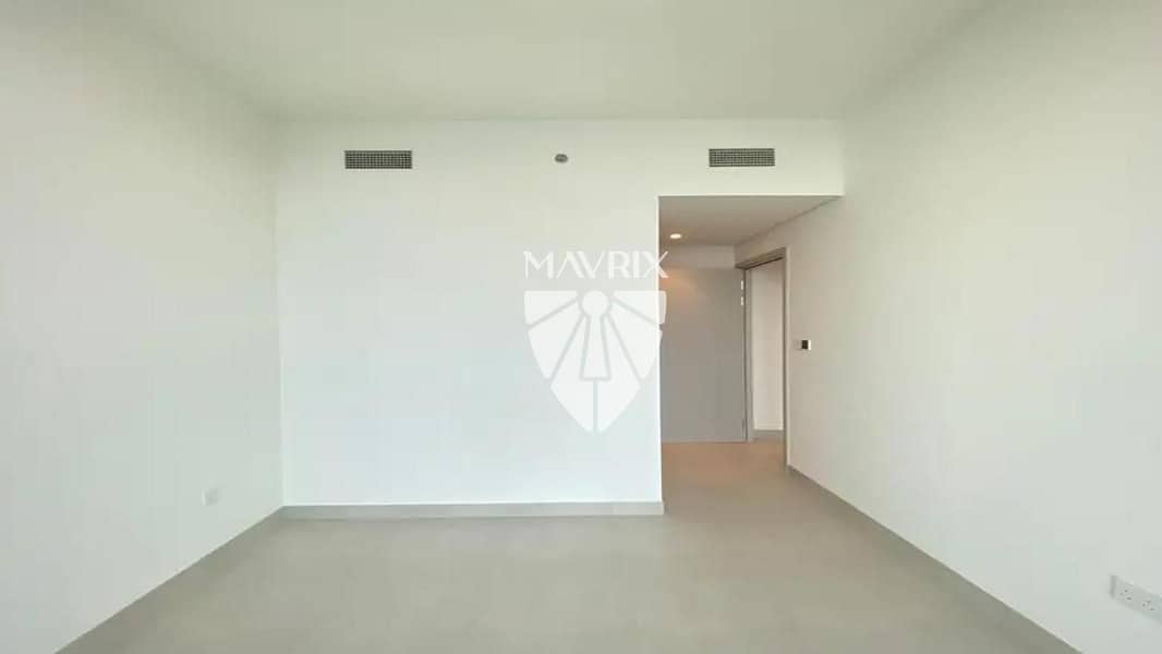 4 Image 4